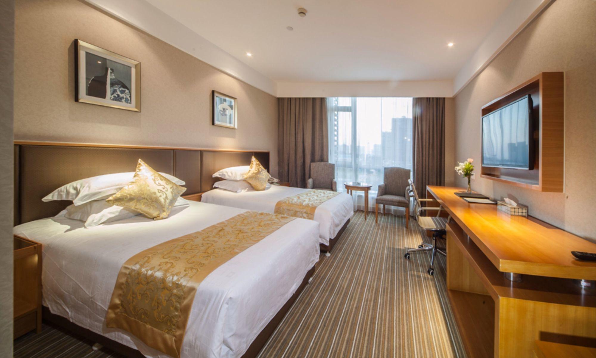 Suzhou Joy Holiday Hotel Exterior photo